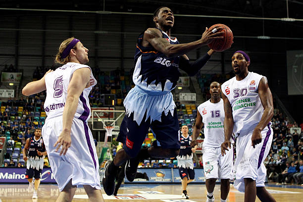 她风光无限 她风光无限