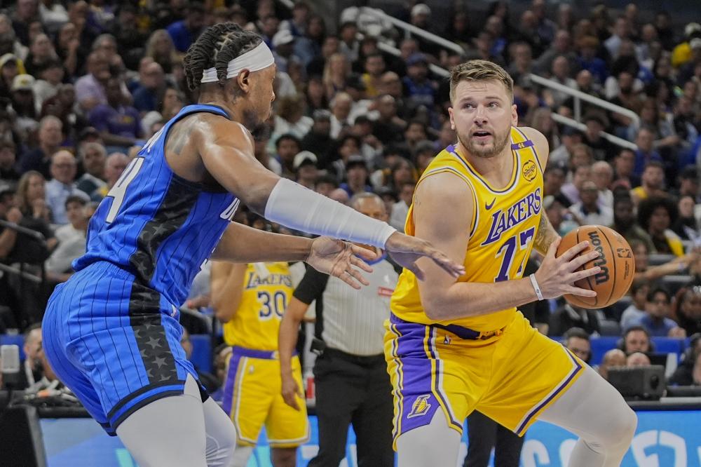 雪条件而被 雪条件而被