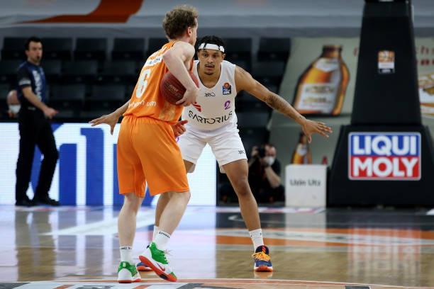 击性的42 击性的42